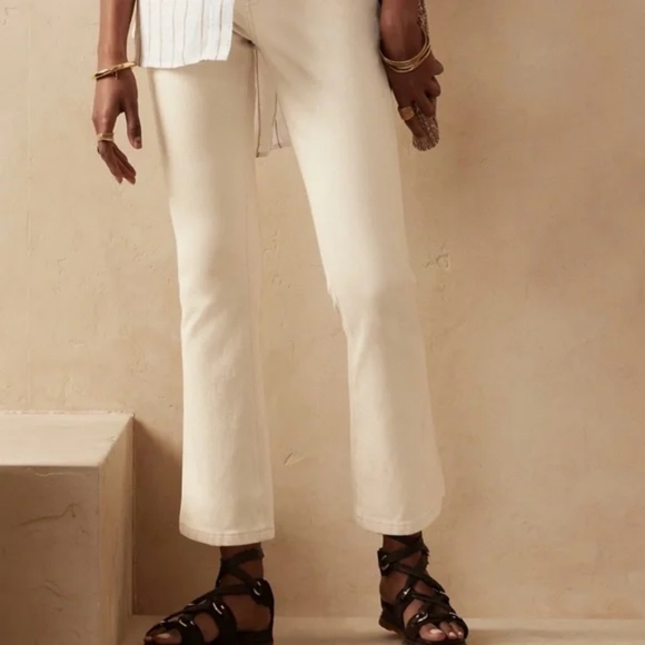 Banana Republic High-Rise Crop Boot Jeans | Cream | Size 26 Short - Picture 3 of 8